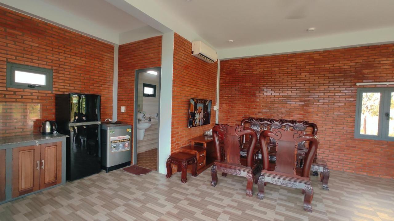 Homestay Dat Viet Cát Tiên Eksteriør billede