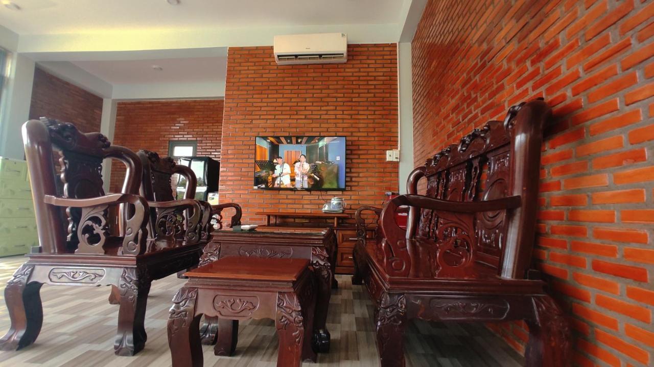Homestay Dat Viet Cát Tiên Eksteriør billede